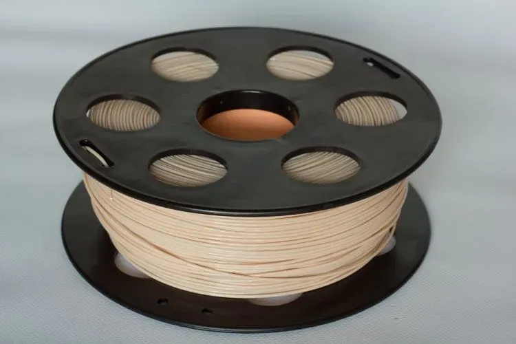 PLA пластик Bestfilament для 3D-принтеров кремовый 2,5 кг 1,75 мм